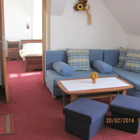 Sindleruv Dvur Guest house *