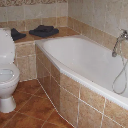 Sindleruv Dvur Guest house *