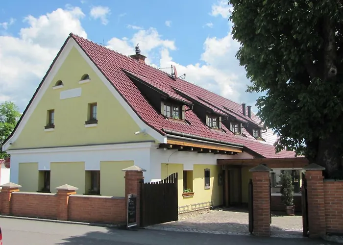 Sindleruv Dvur 3* Krmelin